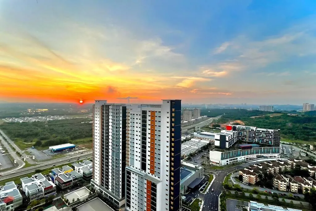 3Bdr Designer Deluxe Suite @Klia Sepang Malaysia